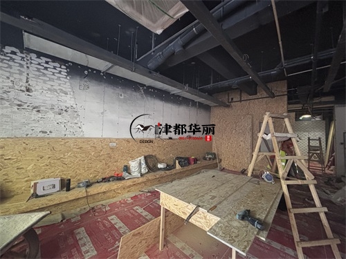 红寺堡装修公司|红寺堡志酒清吧装修施工巡检
