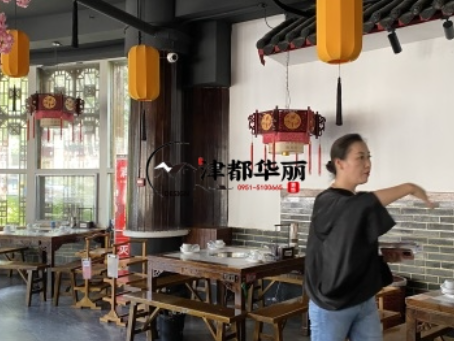 红寺堡装修公司|红寺堡鱼一火锅店装修设计现场量尺沟通